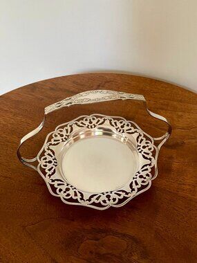 Vintage WM. A. Rogers Silver-plated Bon Bon Dish